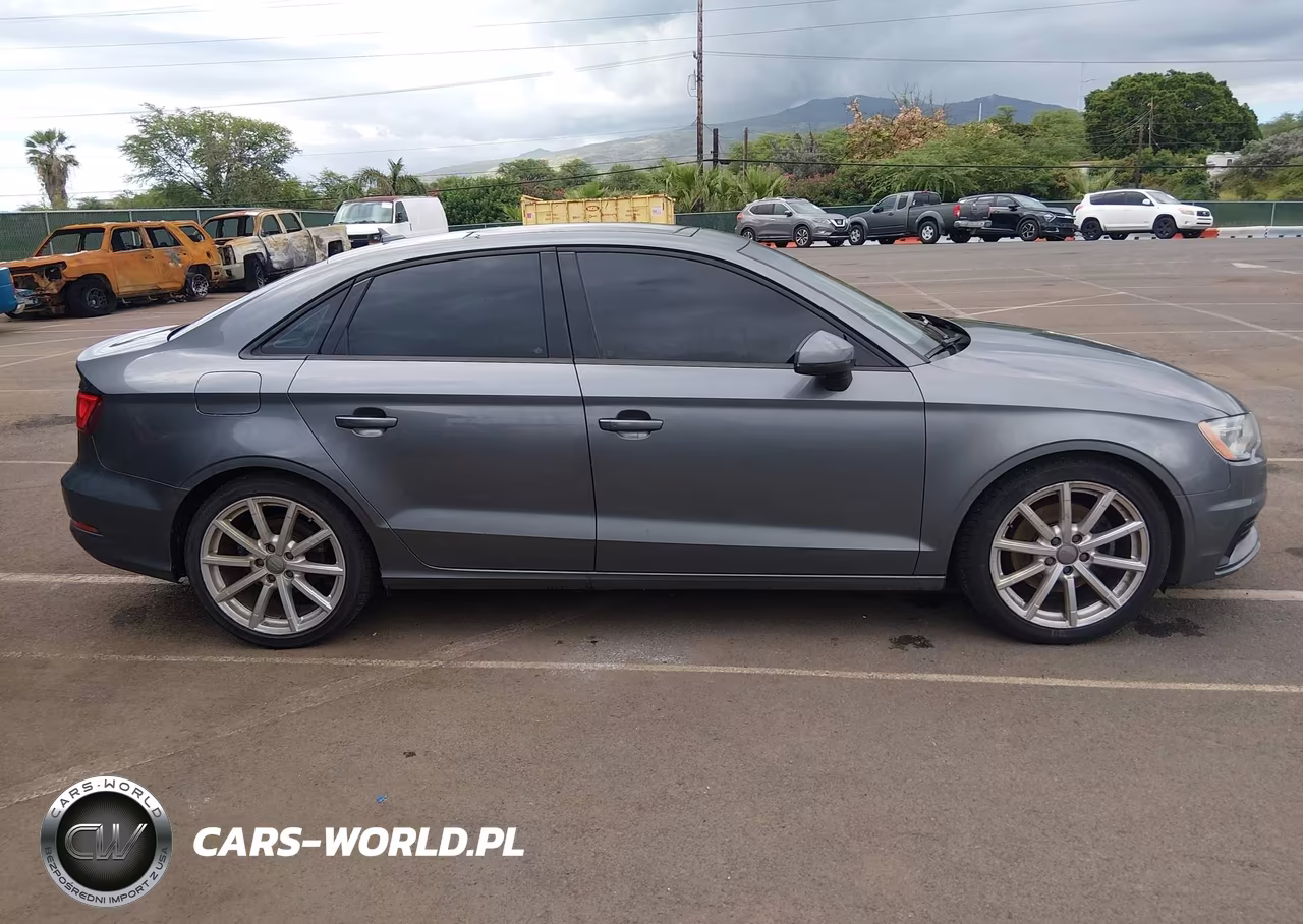 2016 Audi A3 2.0T Premium VIN:WAUB8GFF5G1044048 - 13