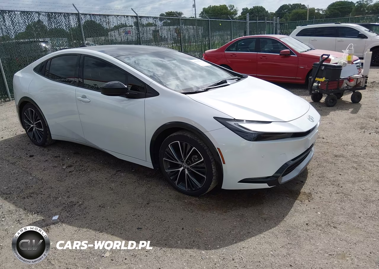2024 Toyota Prius Xle – zdjęcie 1 z 16