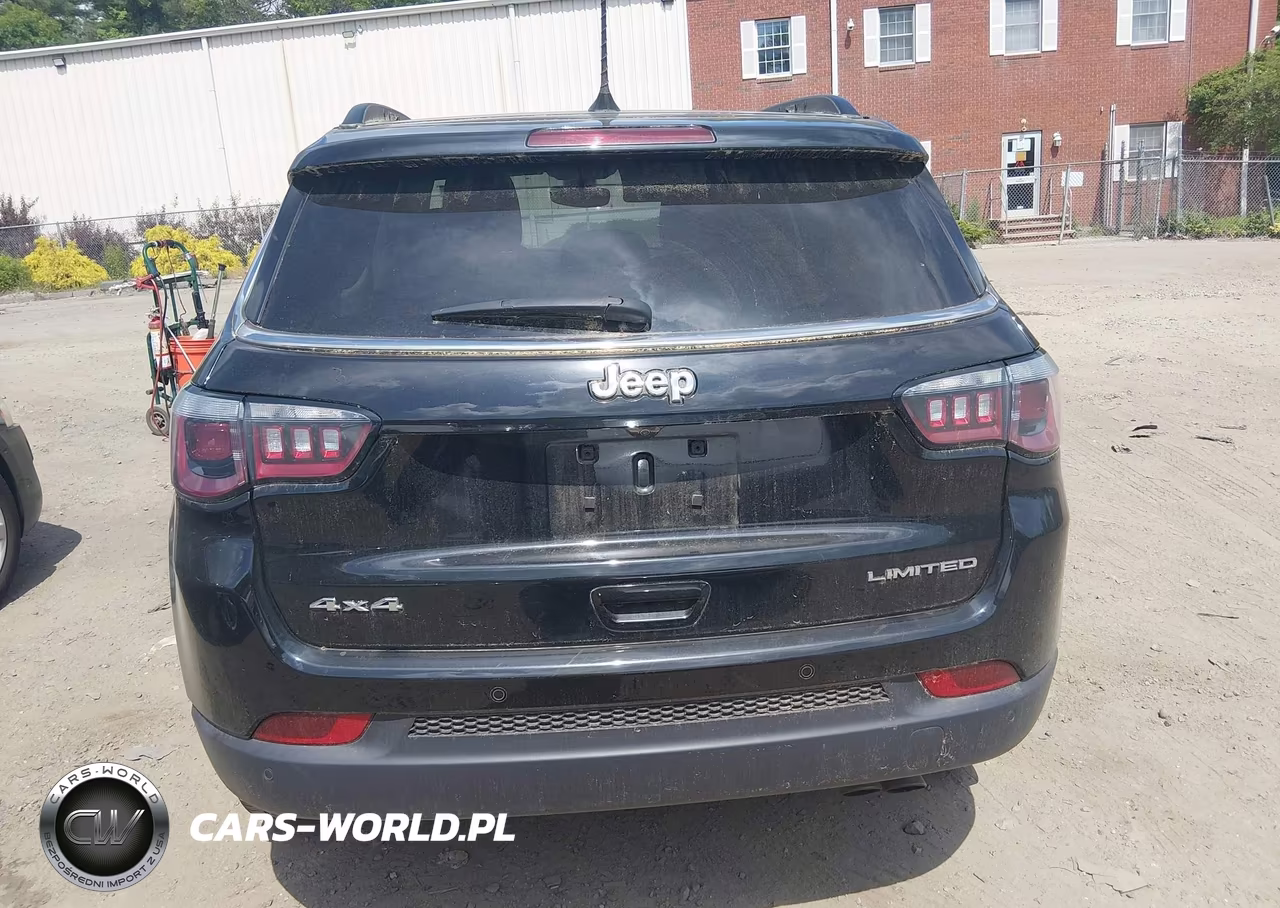 2018 Jeep Compass Limited 4X4 VIN:3C4NJDCB1JT263867 - 16