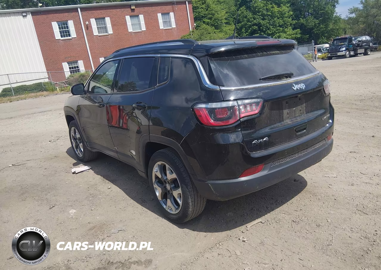 2018 Jeep Compass Limited 4X4 VIN:3C4NJDCB1JT263867 - 3