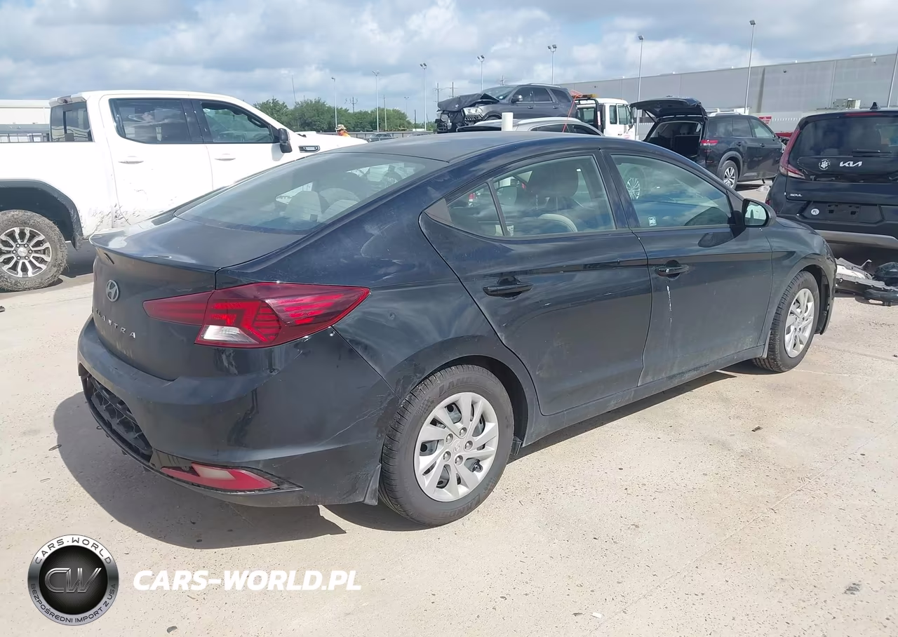 2020 Hyundai Elantra Se VIN:5NPD74LF1LH589135 - 4