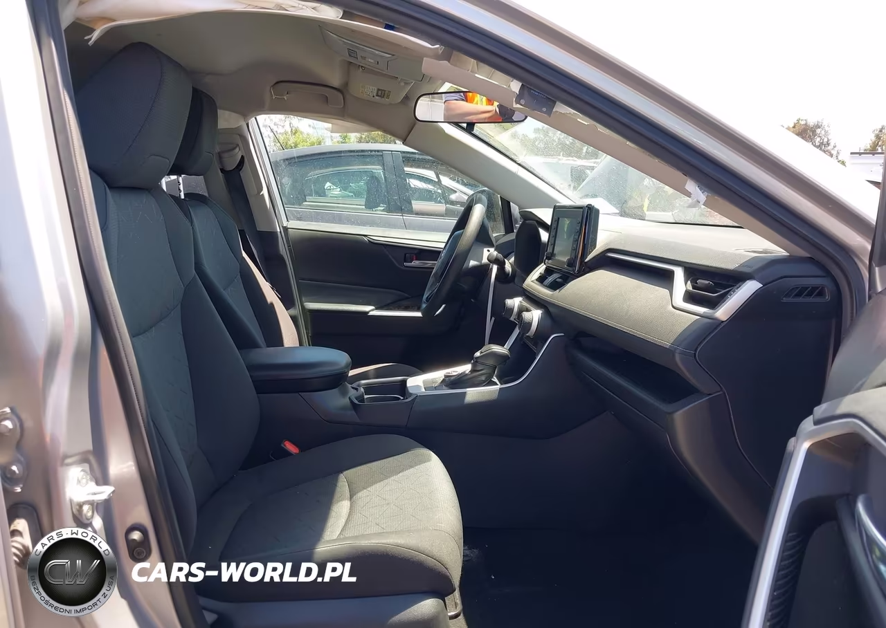 2021 Toyota Rav4 Hybrid Xle VIN:2T3RWRFV6MW115748 - 5