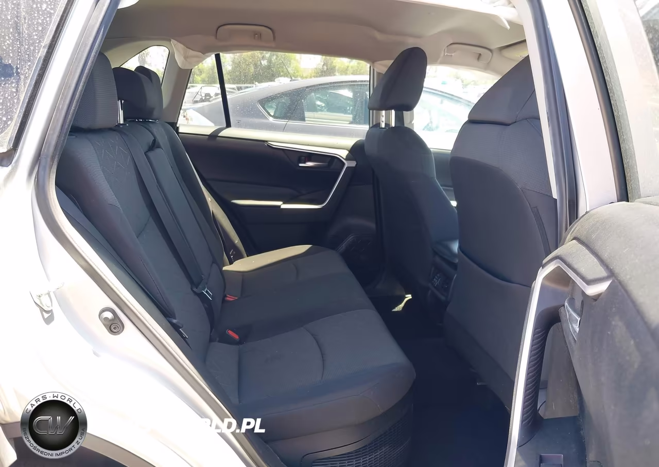 2021 Toyota Rav4 Hybrid Xle VIN:2T3RWRFV6MW115748 - 8