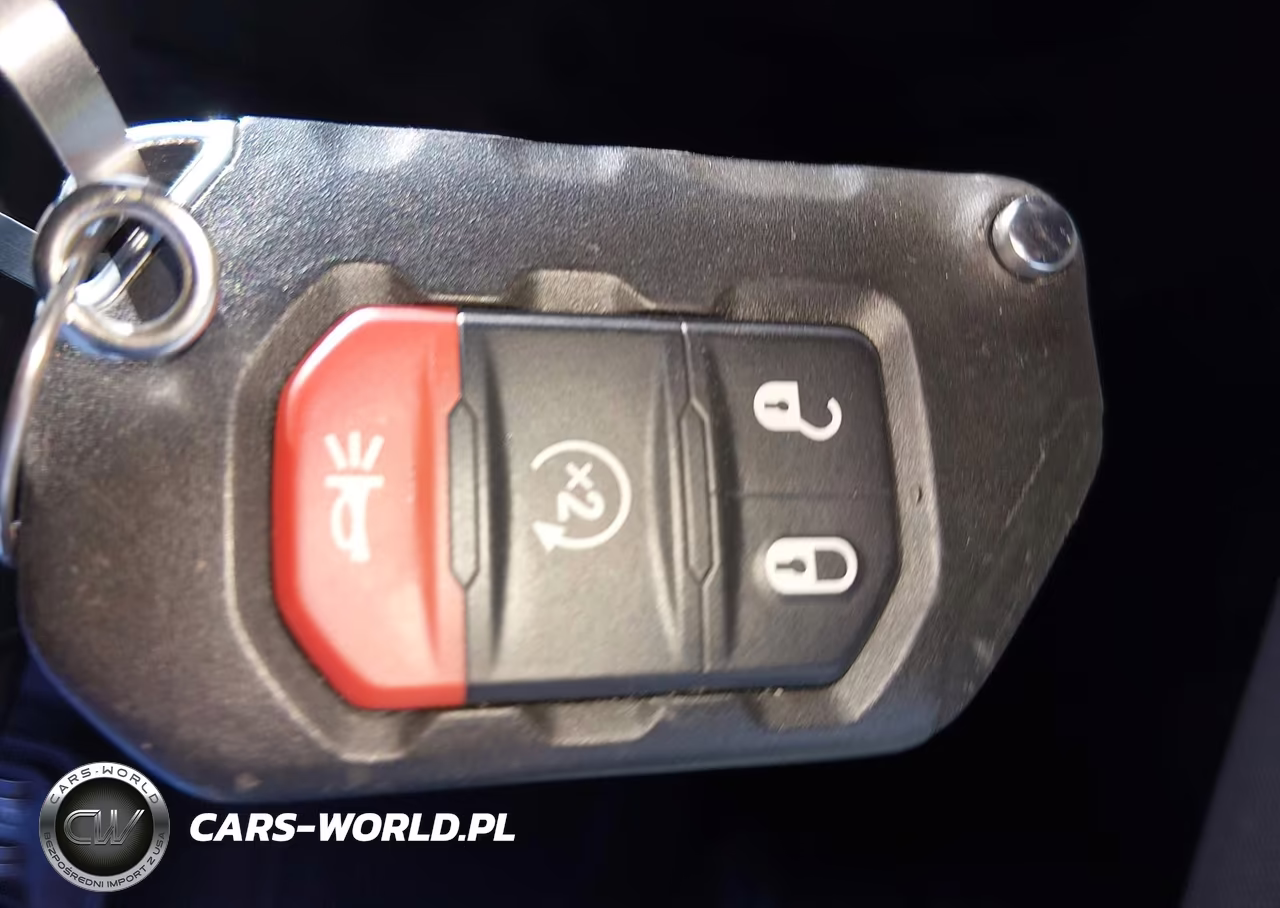 2018 Jeep Wrangler Unlimited Sport S 4X4 VIN:1C4HJXDG4JW169002 - 11