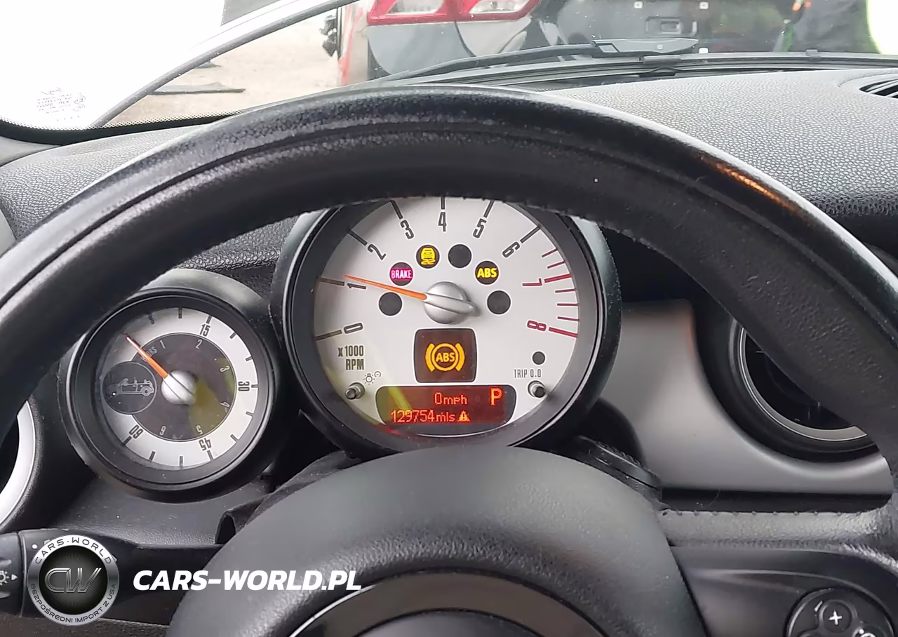 2013 Mini Convertible Cooper VIN:WMWZN3C50DT569224 - 7