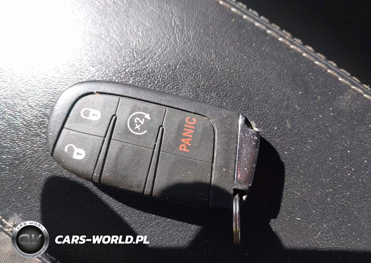 2019 Jeep Compass Latitude 4X4 VIN:3C4NJDBB3KT629699 - 11