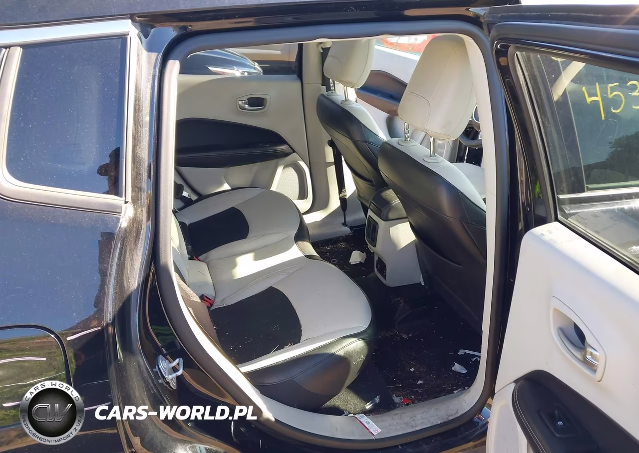 2019 Jeep Compass Latitude 4X4 VIN:3C4NJDBB3KT629699 - 8