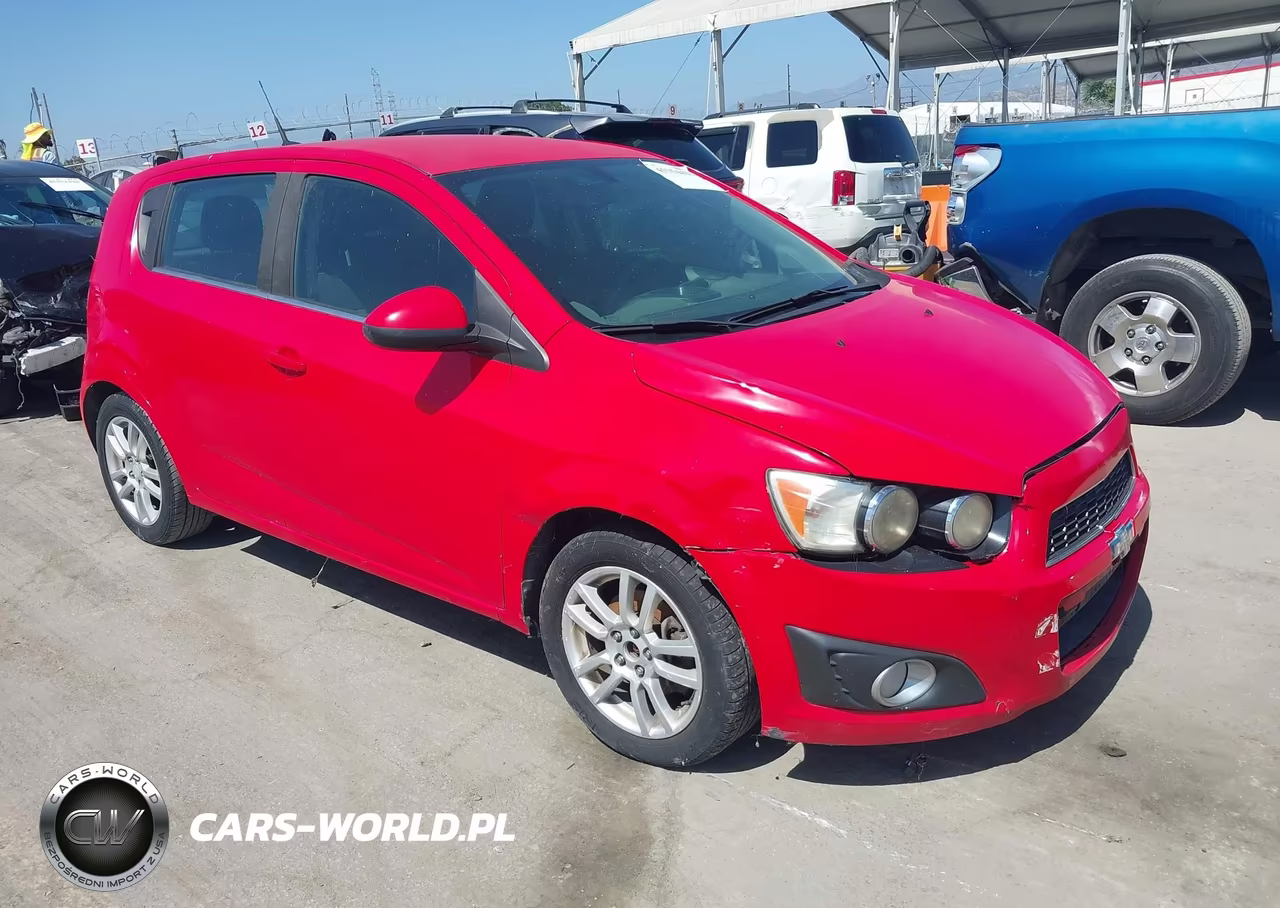2014 Chevrolet Sonic Lt Auto – zdjęcie 1 z 13