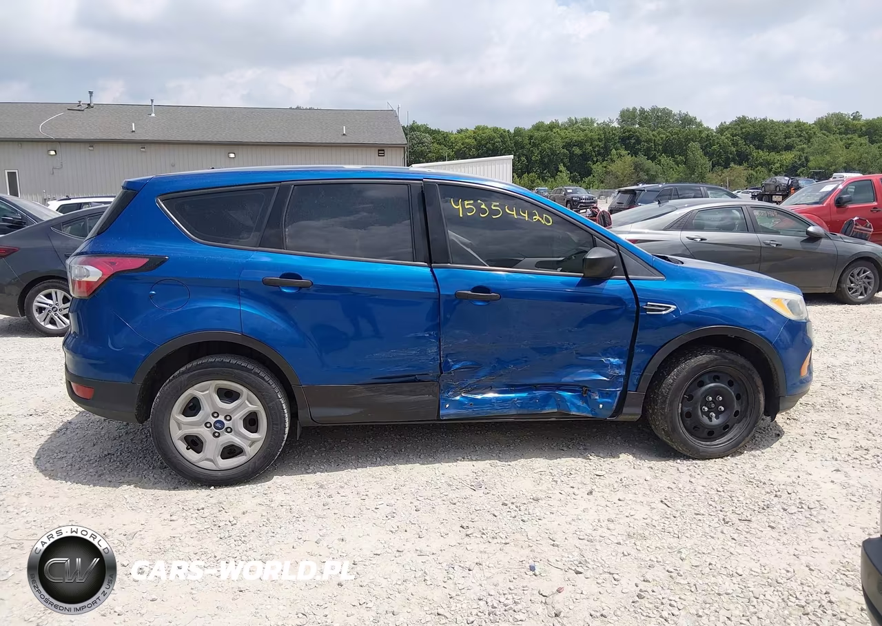 2017 Ford Escape S VIN:1FMCU0F72HUC00786 - 13