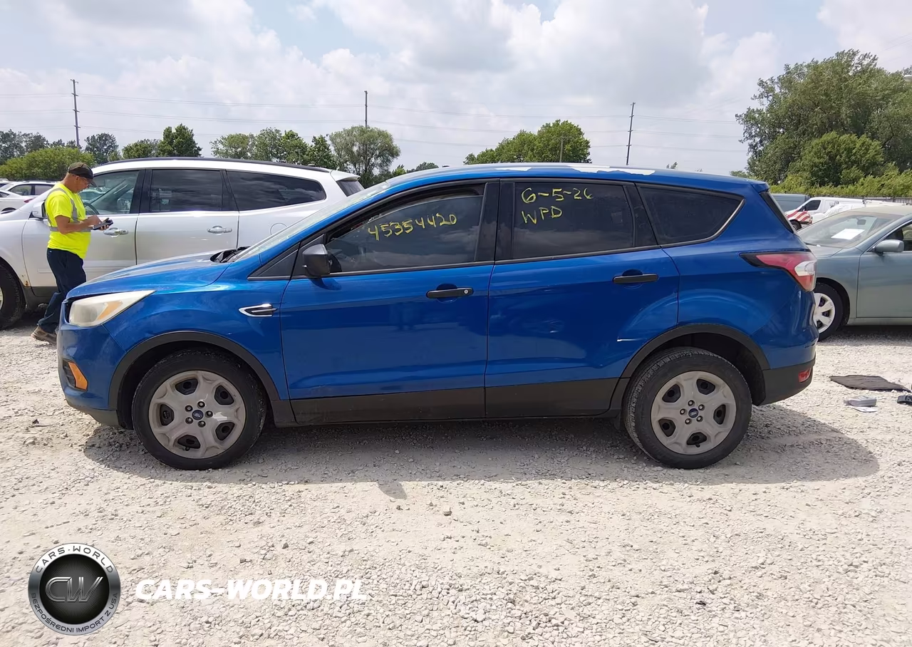 2017 Ford Escape S VIN:1FMCU0F72HUC00786 - 14