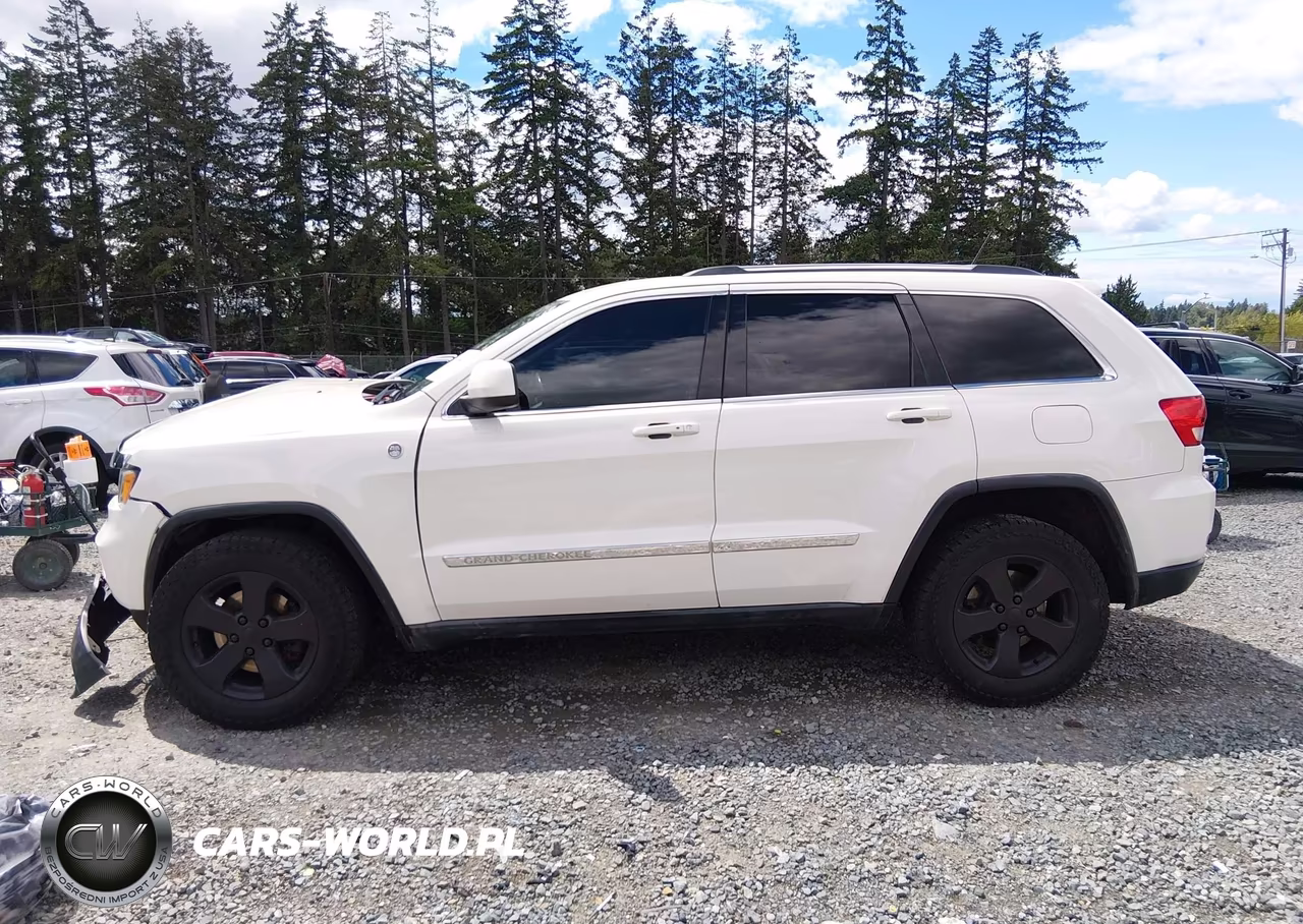 2011 Jeep Grand Cherokee Laredo VIN:1J4RR4GG7BC737781 - 14