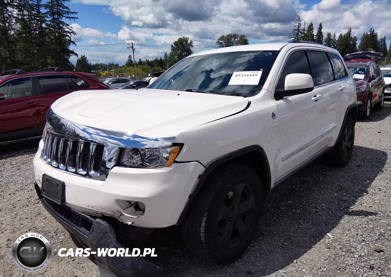 2011 Jeep Grand Cherokee Laredo VIN:1J4RR4GG7BC737781 - 2