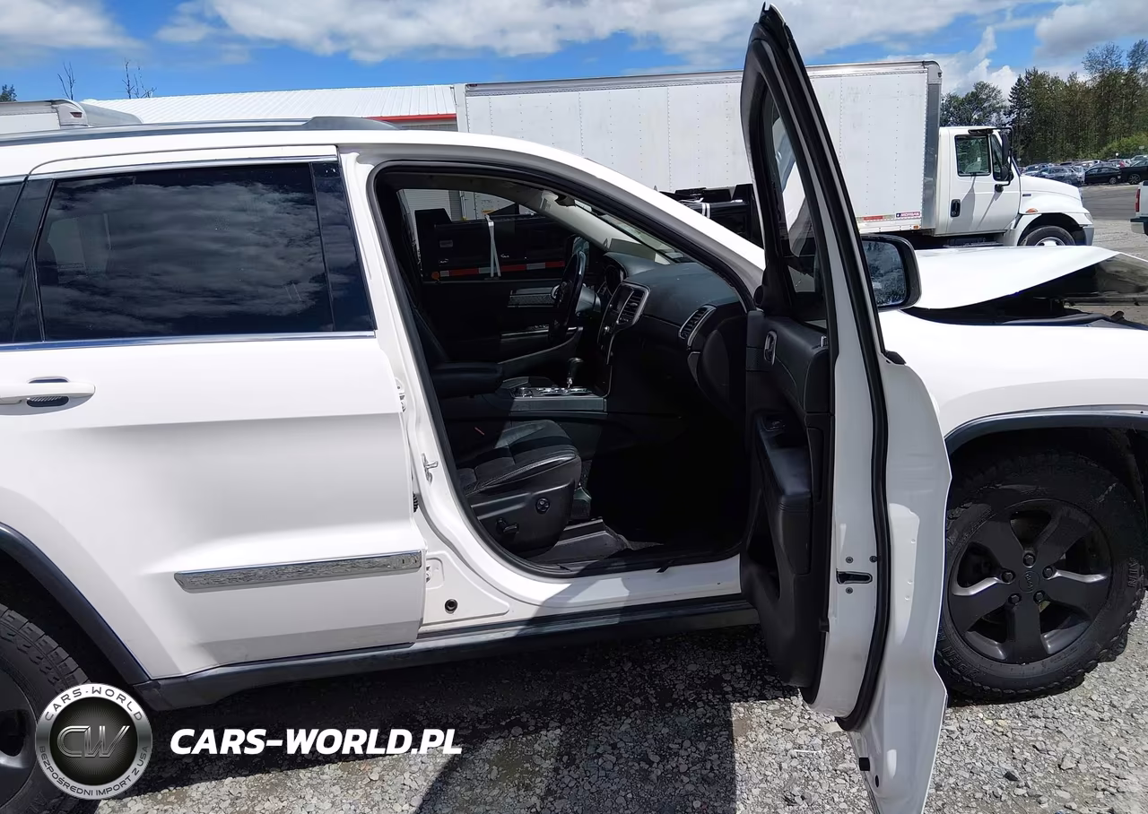 2011 Jeep Grand Cherokee Laredo VIN:1J4RR4GG7BC737781 - 5