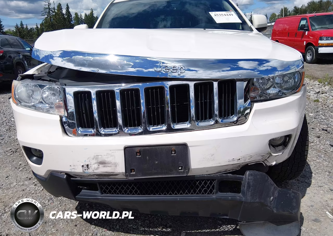 2011 Jeep Grand Cherokee Laredo VIN:1J4RR4GG7BC737781 - 6