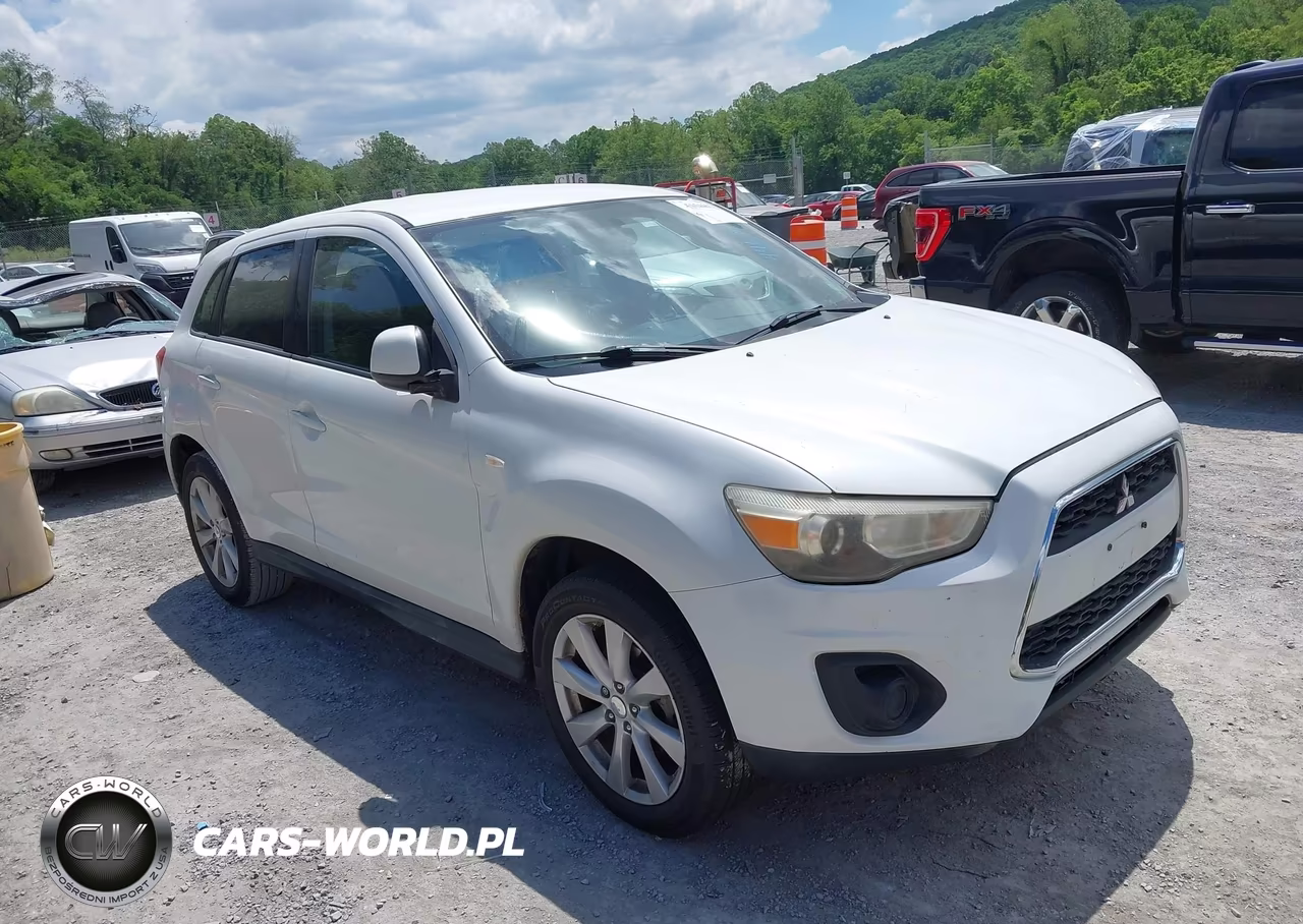 2013 Mitsubishi Outlander Sport Es