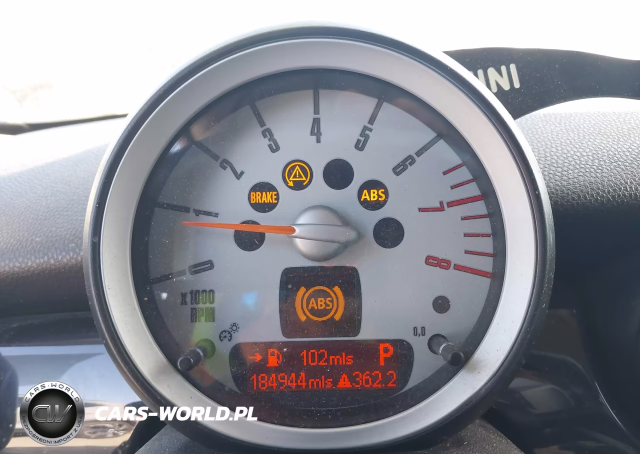 2009 Mini Cooper S Clubman VIN:WMWMM33599TP90101 - 7