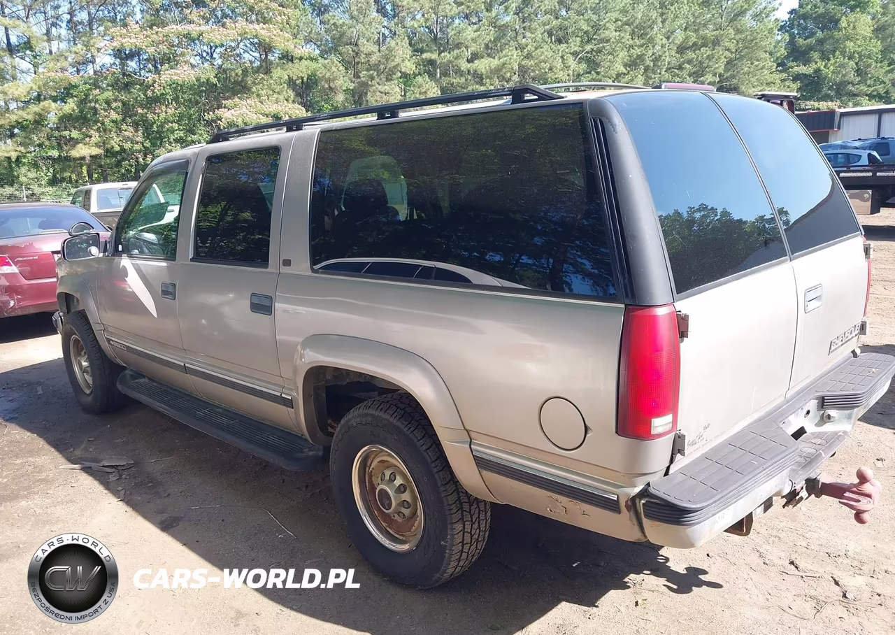 1999 Chevrolet Suburban 2500 VIN:1GNGK26R2XJ470343 - 3