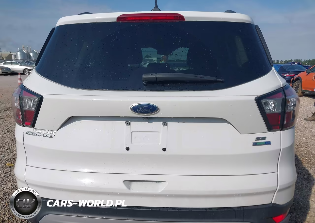 2018 Ford Escape Se VIN:1FMCU9GD0JUA69050 - 16