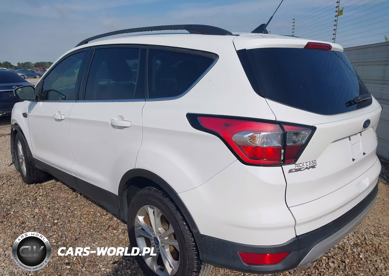2018 Ford Escape Se VIN:1FMCU9GD0JUA69050 - 3