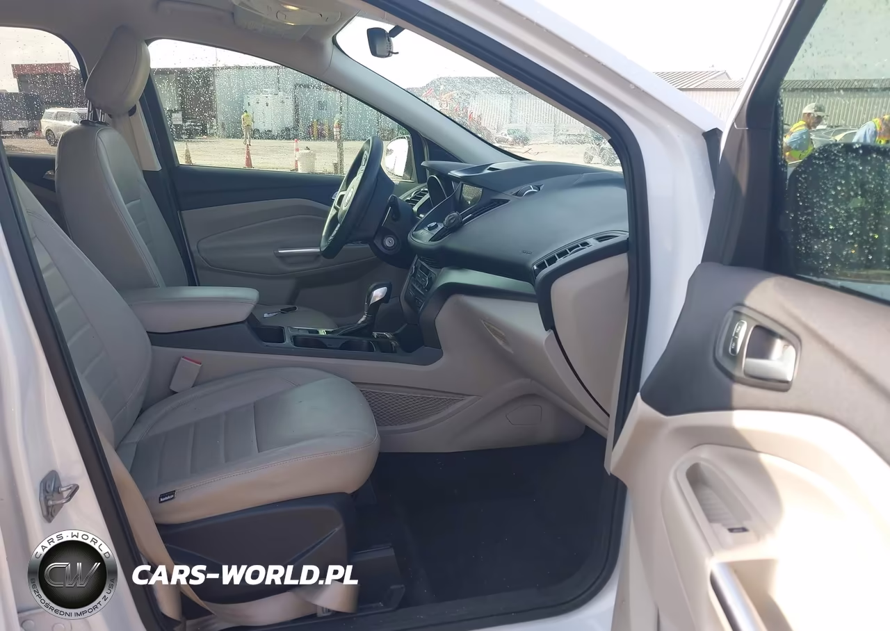 2018 Ford Escape Se VIN:1FMCU9GD0JUA69050 - 5
