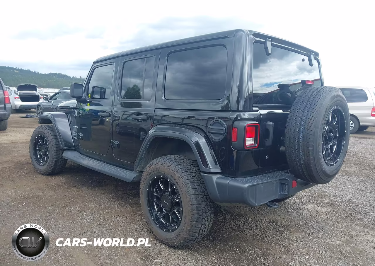 2019 Jeep Wrangler Unlimited Sahara VIN:1C4HJXEG0KW651272 - 3