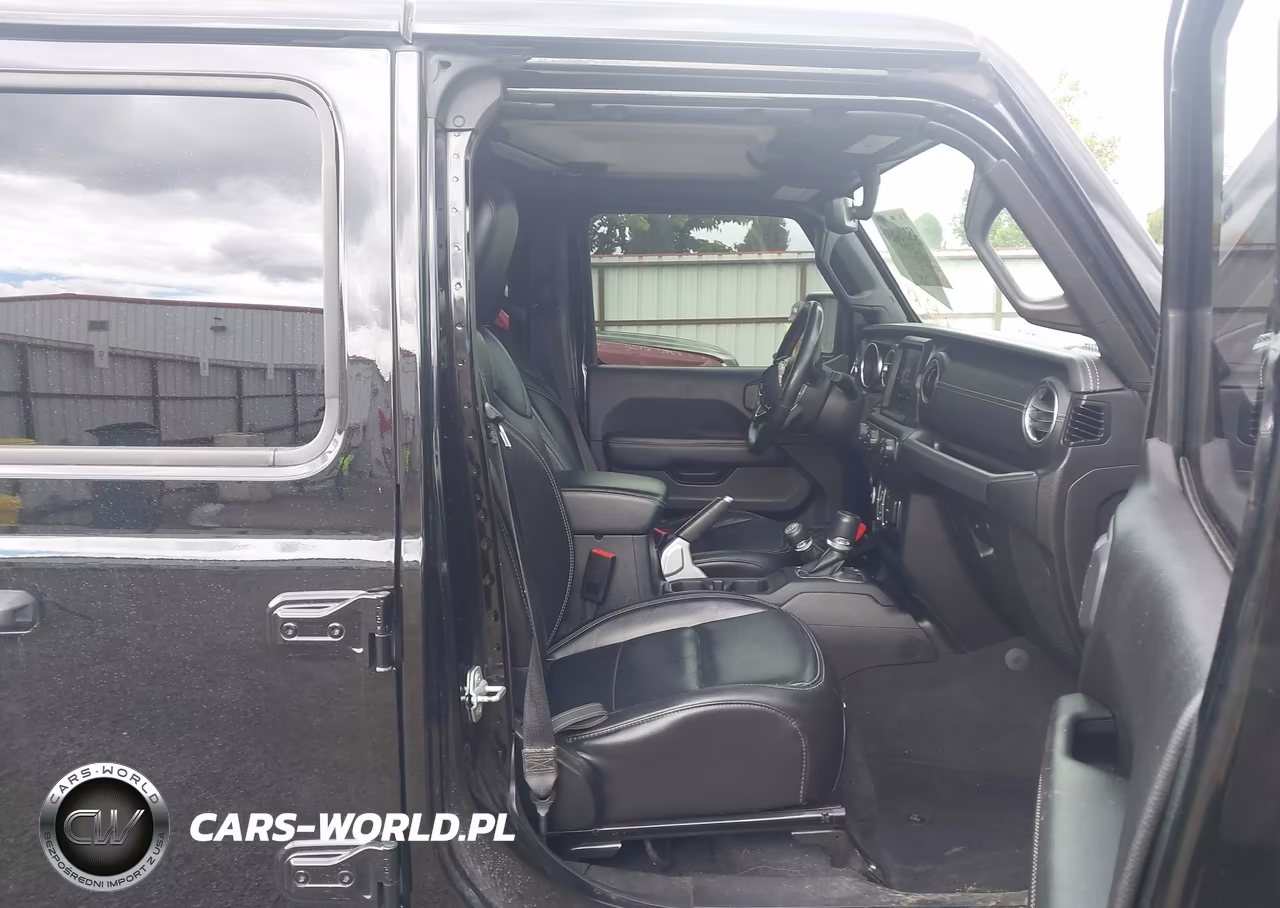 2019 Jeep Wrangler Unlimited Sahara VIN:1C4HJXEG0KW651272 - 5
