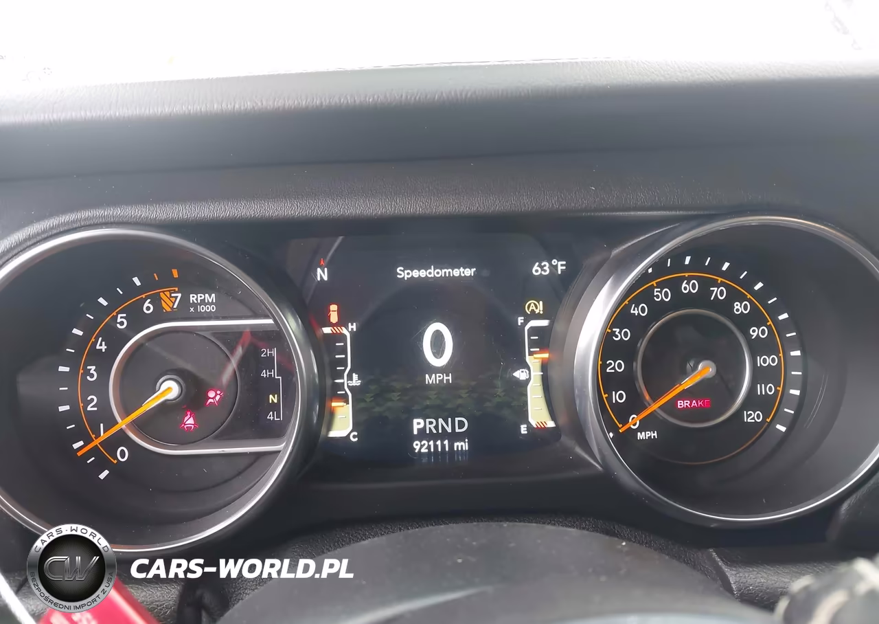 2019 Jeep Wrangler Unlimited Sahara VIN:1C4HJXEG0KW651272 - 7