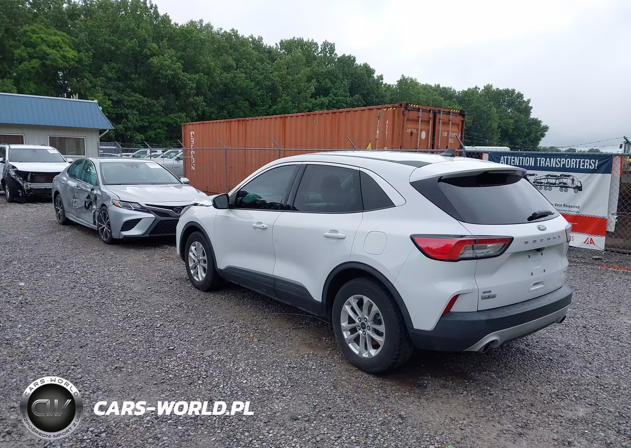 2020 Ford Escape Se VIN:1FMCU0G69LUB65646 - 3