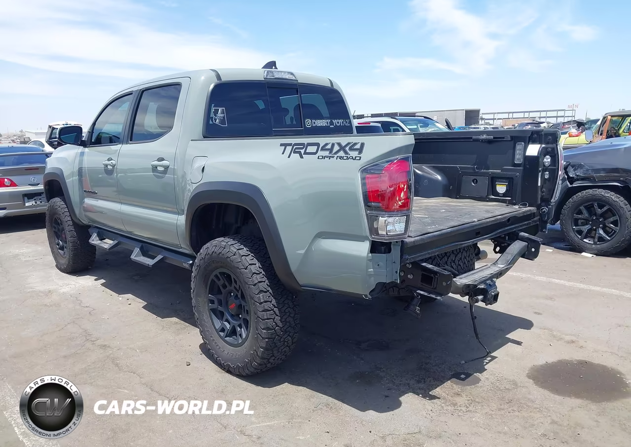 2023 Toyota Tacoma Trd Off Road VIN:3TMCZ5AN5PM559111 - 3
