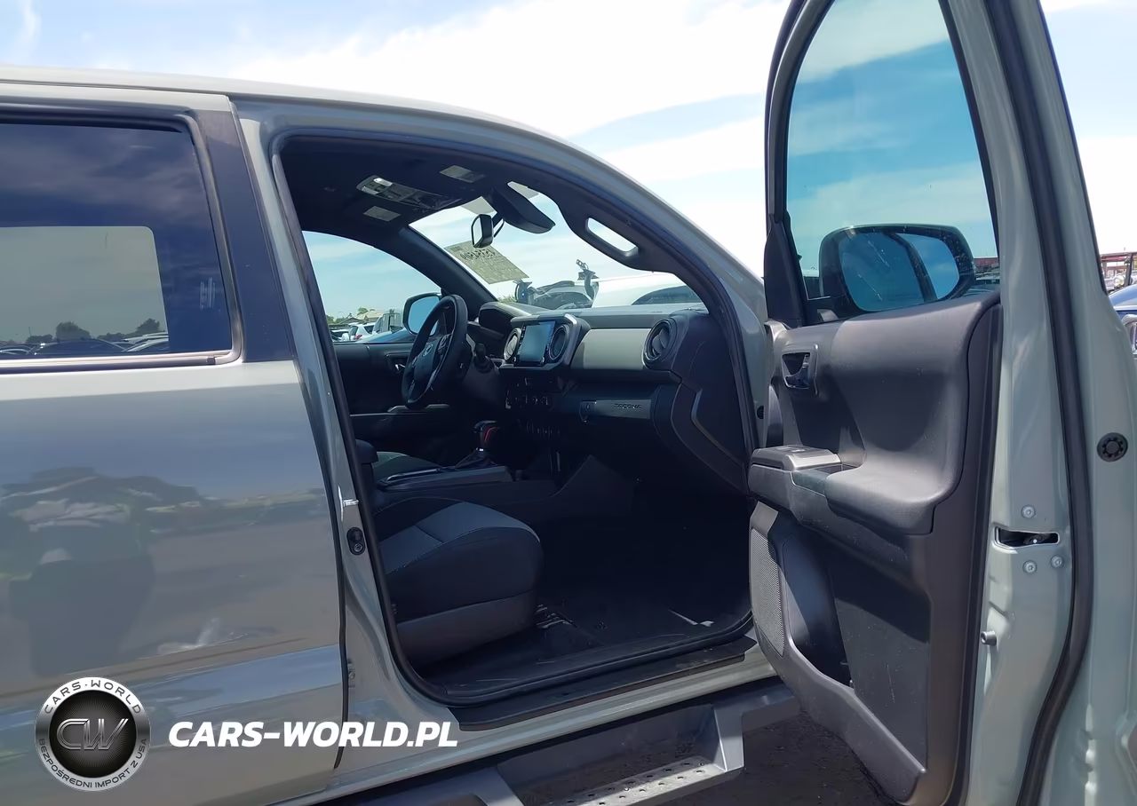 2023 Toyota Tacoma Trd Off Road VIN:3TMCZ5AN5PM559111 - 5