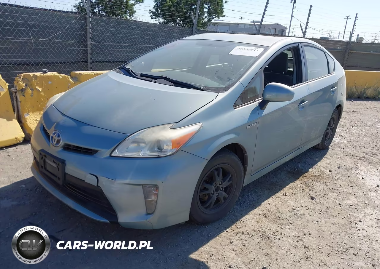 2014 Toyota Prius Two VIN:JTDKN3DU8E1749199 - 2
