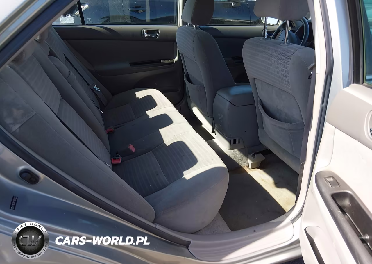 2005 Toyota Camry Le VIN:4T1BE32K15U571714 - 8