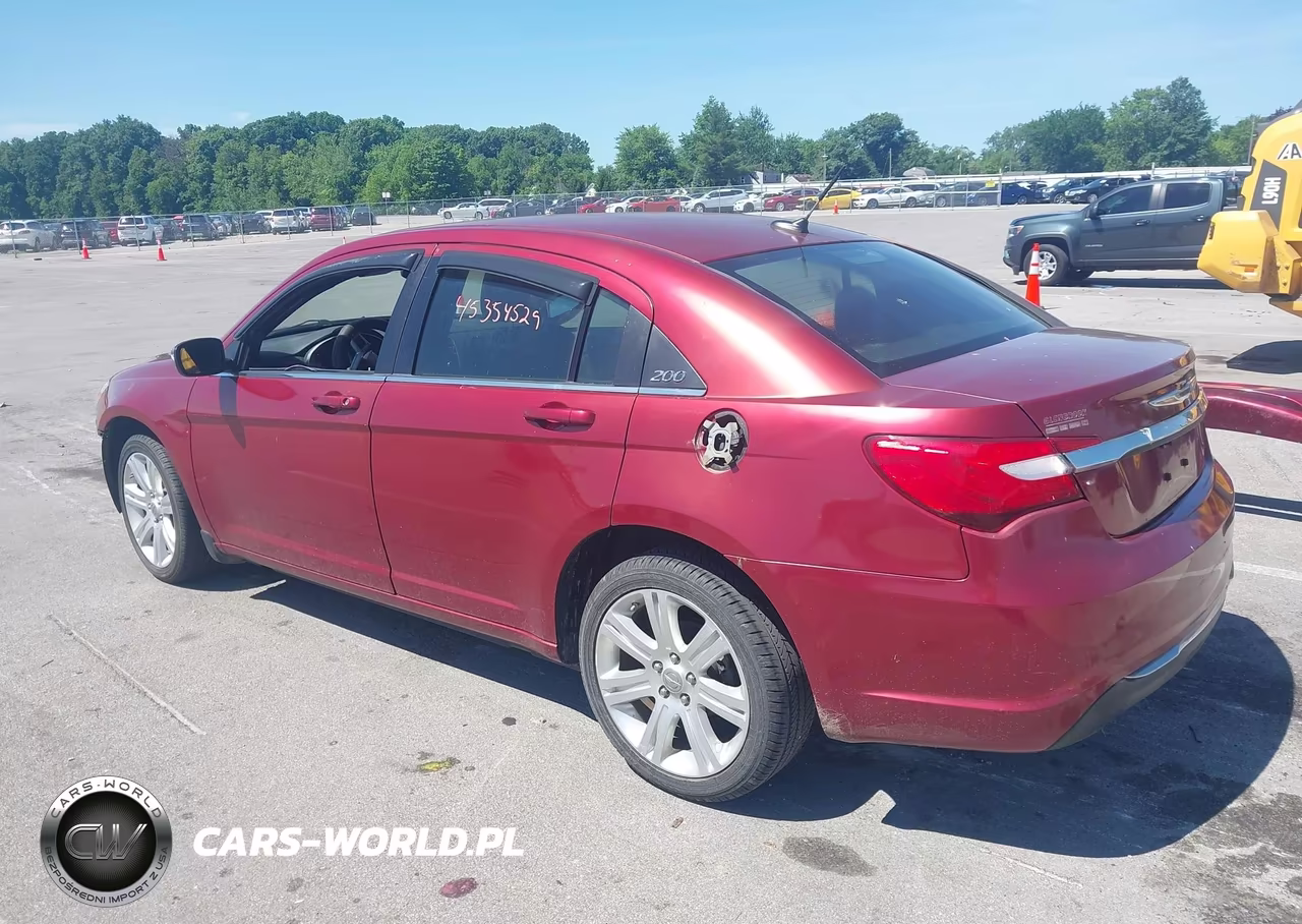 2012 Chrysler 200 Touring VIN:1C3CCBBB7CN131095 - 3