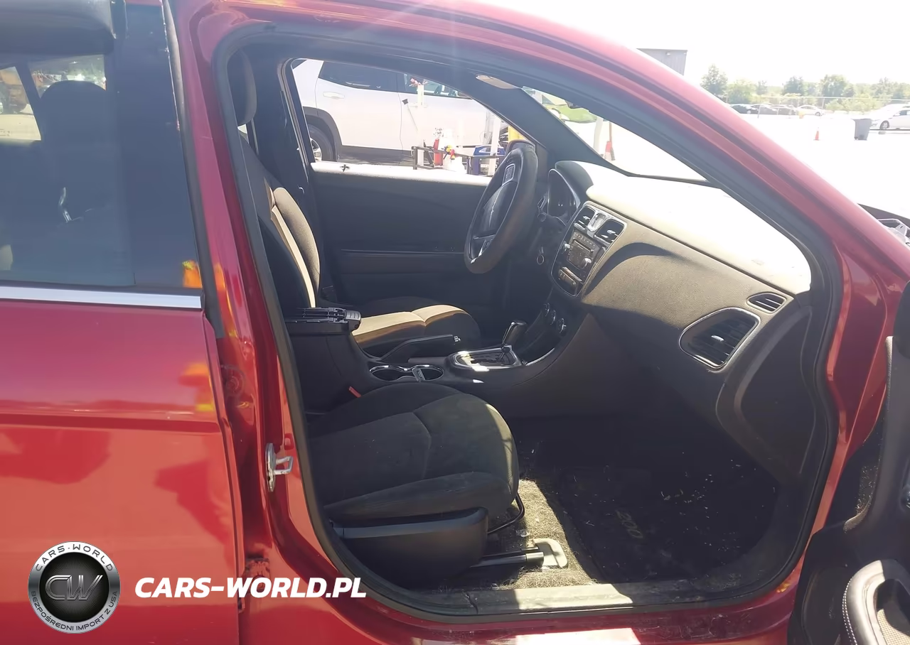 2012 Chrysler 200 Touring VIN:1C3CCBBB7CN131095 - 5