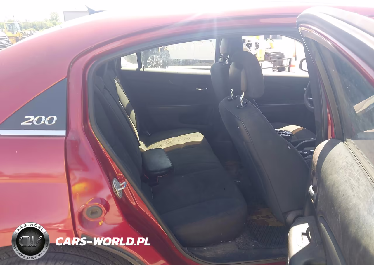 2012 Chrysler 200 Touring VIN:1C3CCBBB7CN131095 - 8
