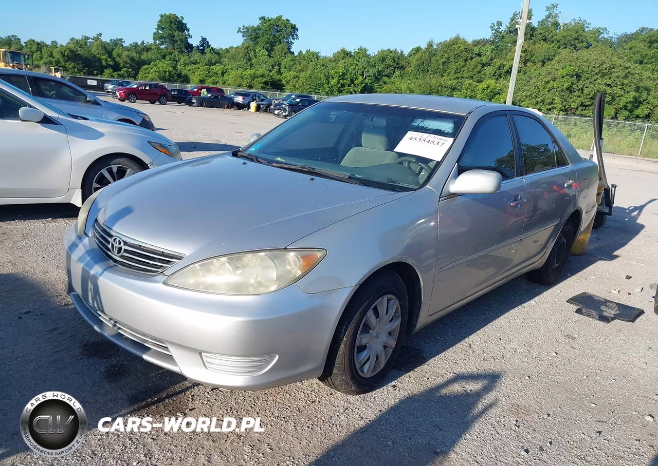 2005 Toyota Camry Le VIN:4T1BE32K85U965789 - 2