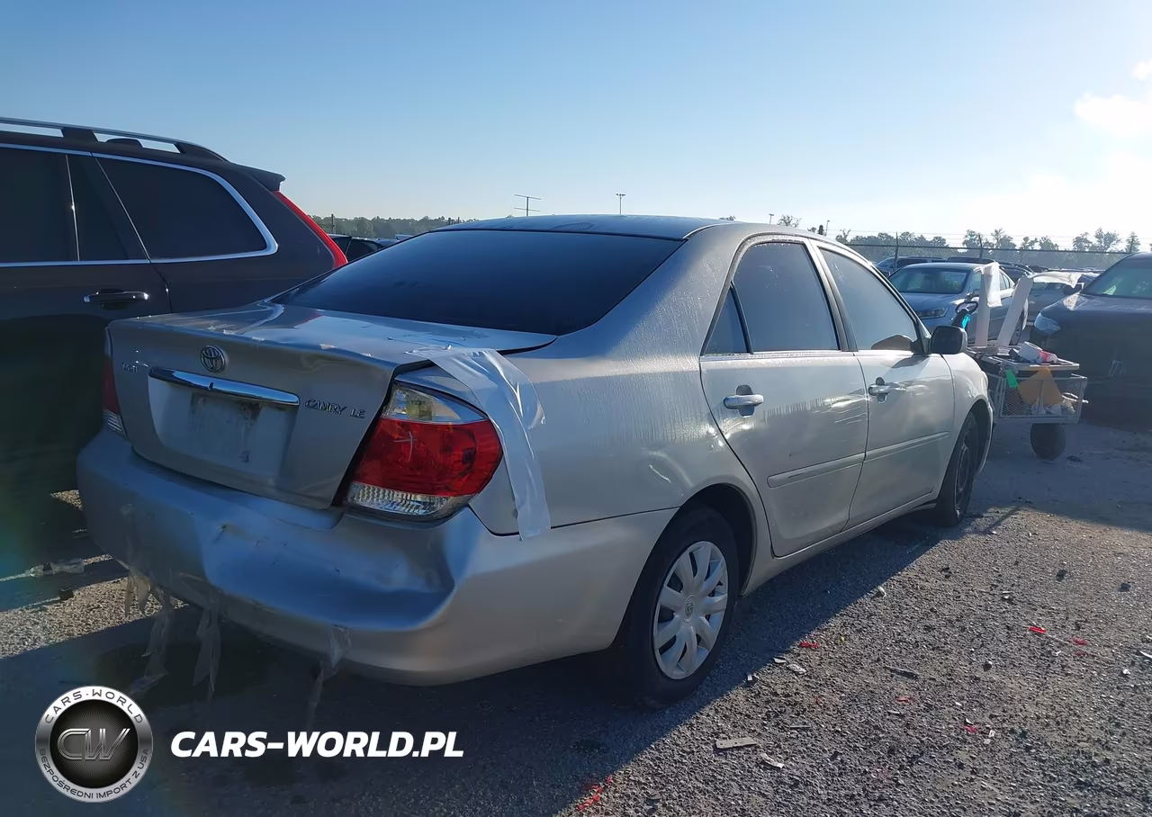 2005 Toyota Camry Le VIN:4T1BE32K85U965789 - 4