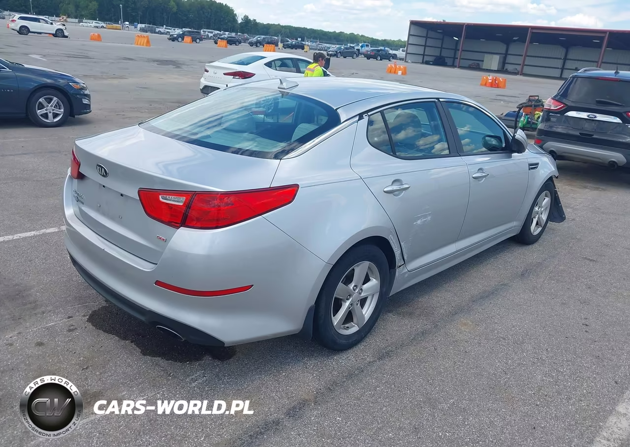 2015 Kia Optima Lx VIN:5XXGM4A7XFG488189 - 4