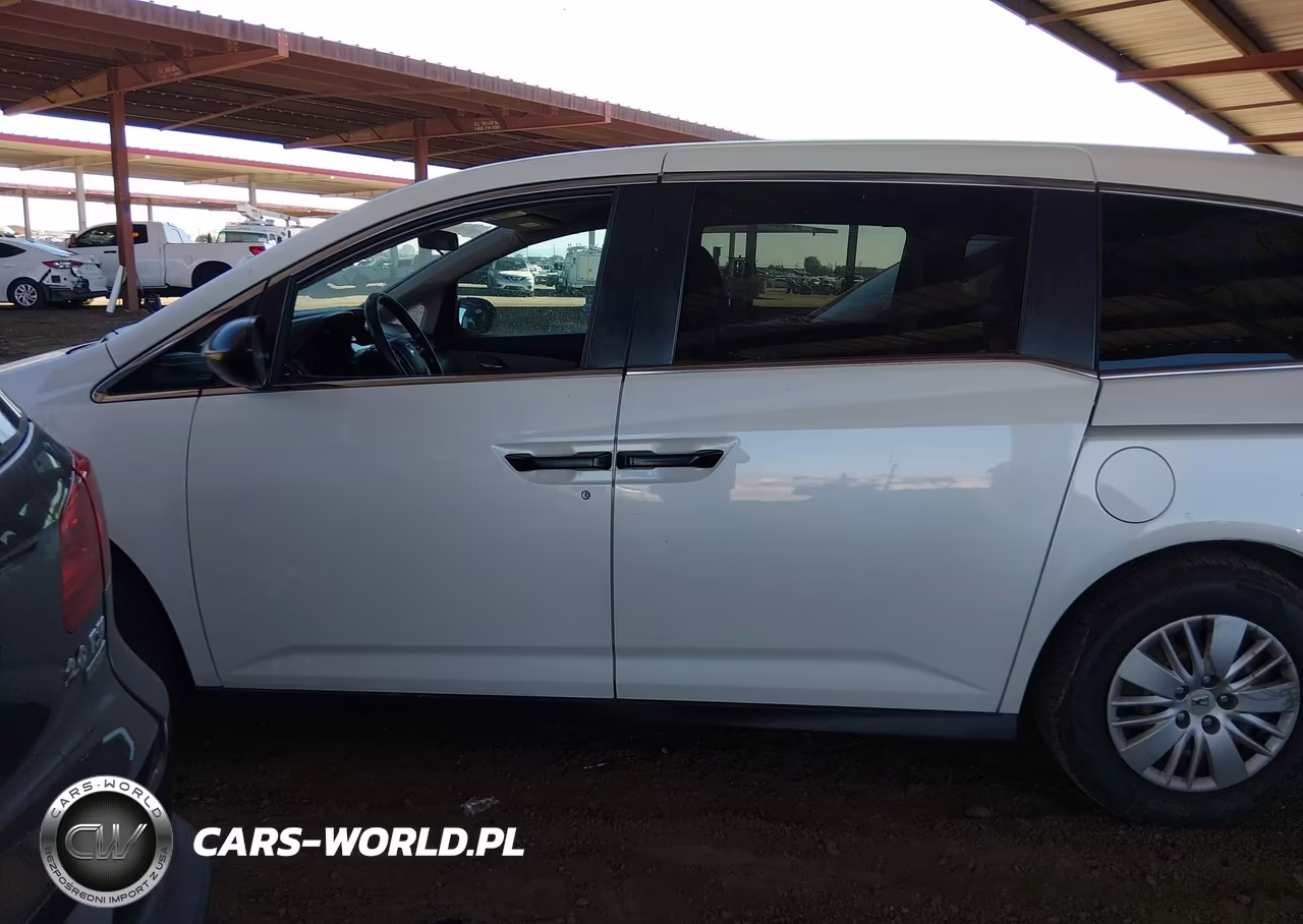 2015 Honda Odyssey Lx VIN:5FNRL5H23FB042352 - 14