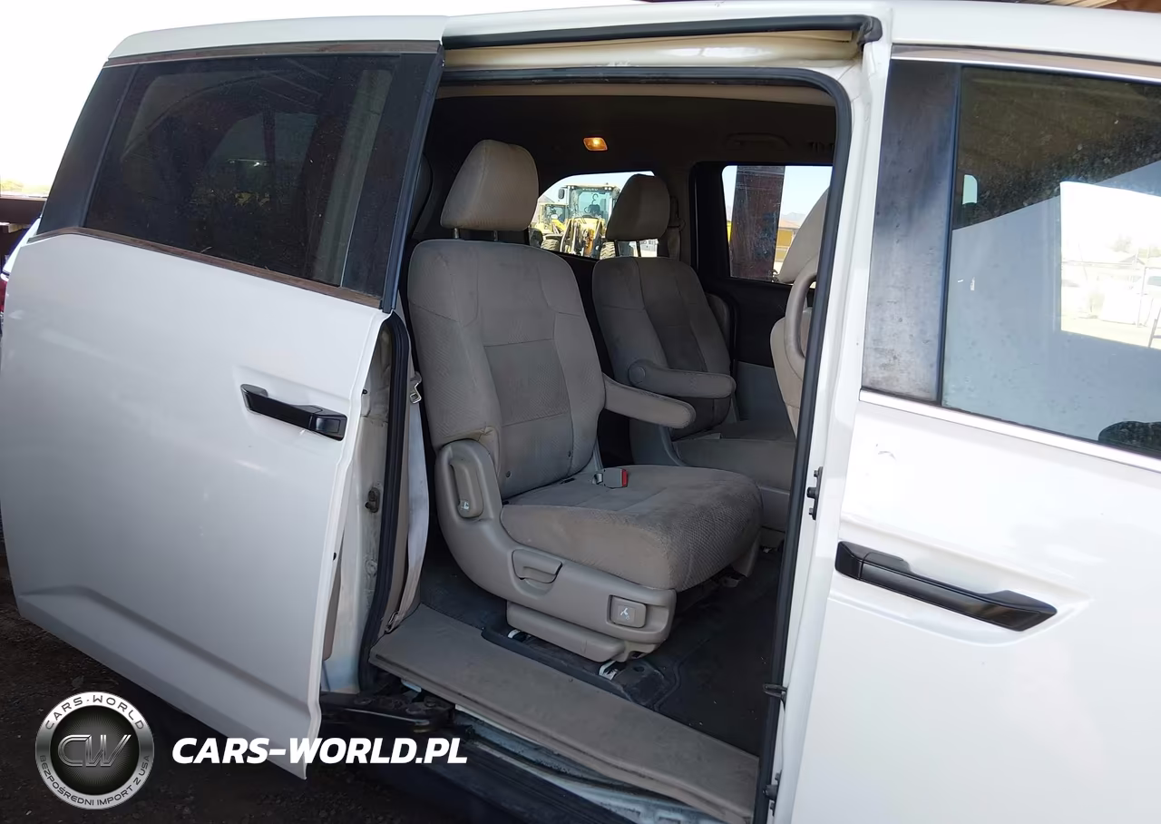 2015 Honda Odyssey Lx VIN:5FNRL5H23FB042352 - 8