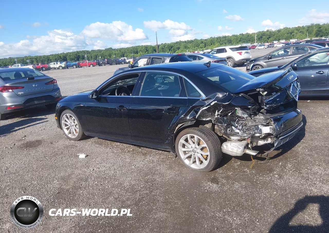 2019 Audi A4 45 Premium VIN:WAUENAF47KN005836 - 3