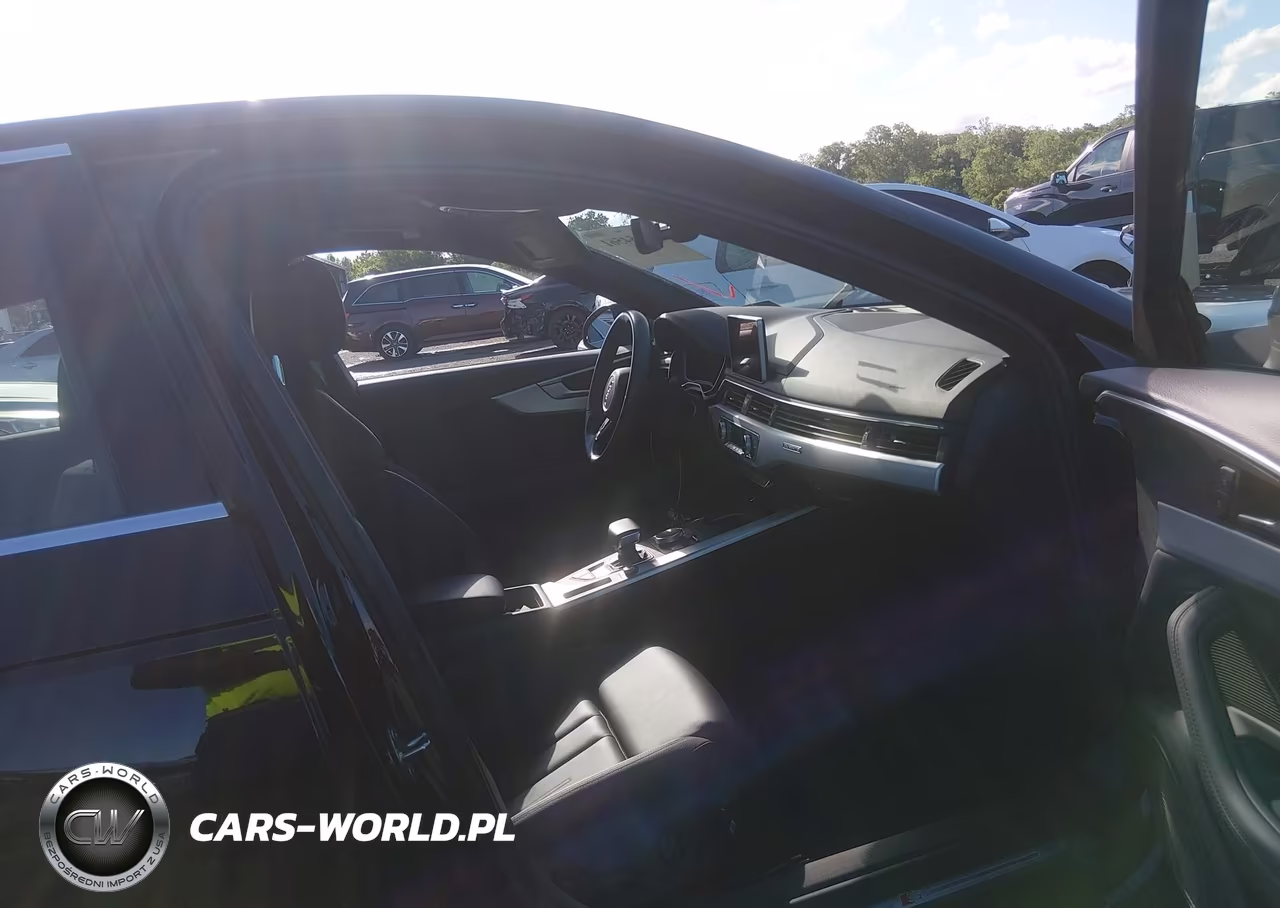 2019 Audi A4 45 Premium VIN:WAUENAF47KN005836 - 5