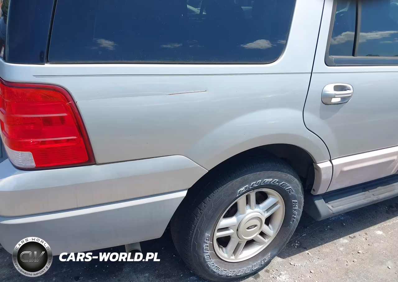 2003 Ford Expedition Xlt VIN:1FMPU15L83LC25597 - 12