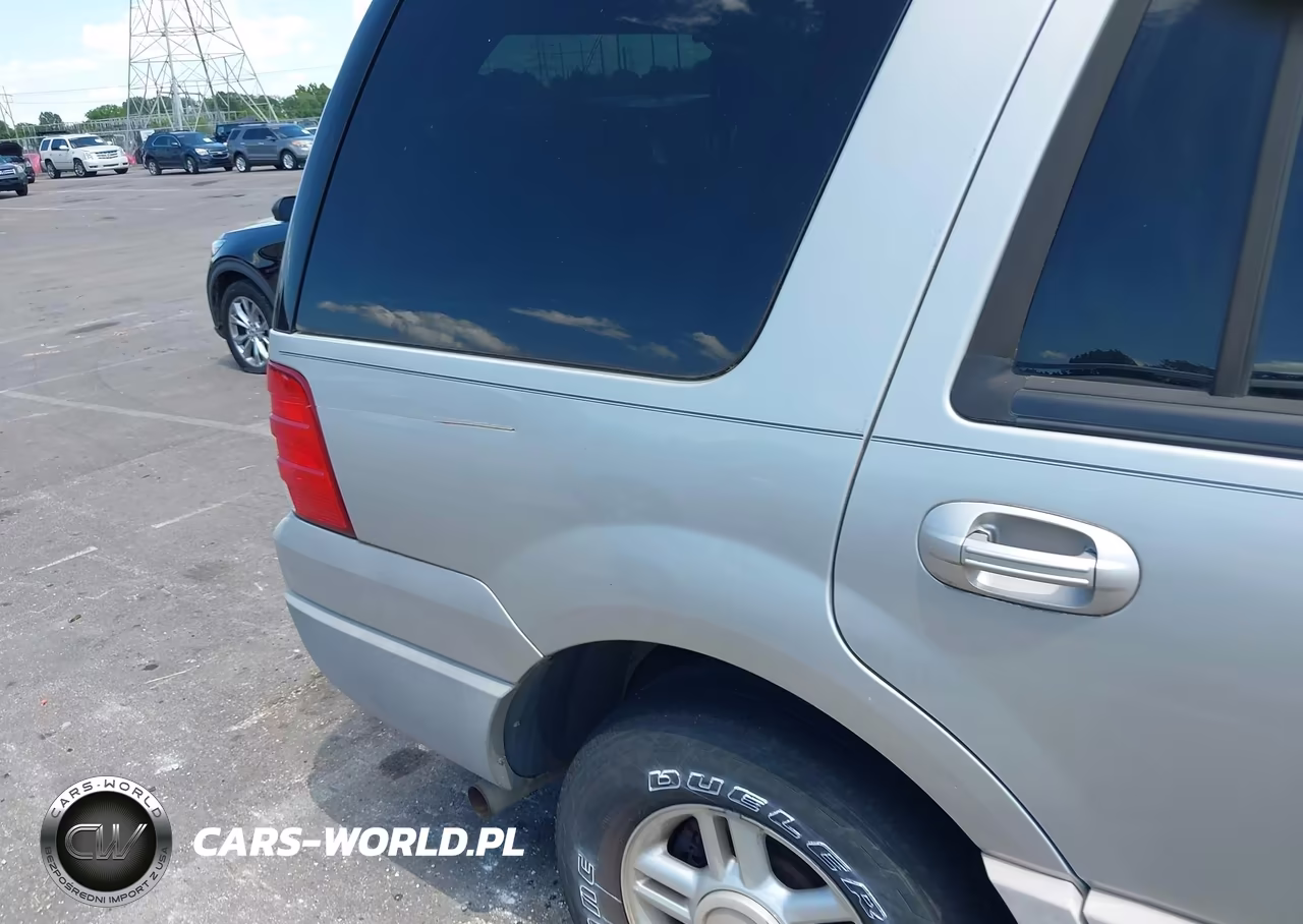 2003 Ford Expedition Xlt VIN:1FMPU15L83LC25597 - 6