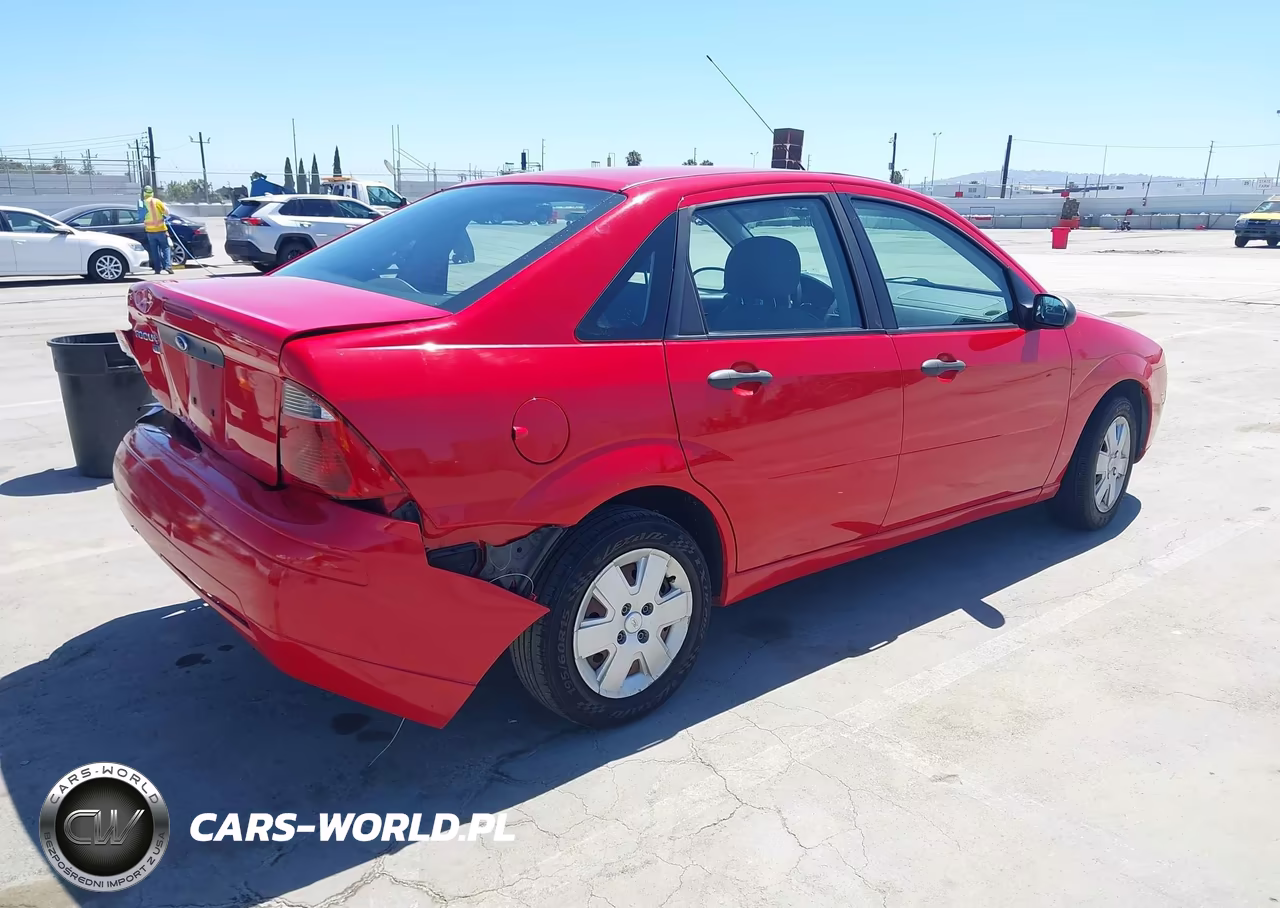 2007 Ford Focus S-Se-Ses VIN:1FAHP34N17W186201 - 4