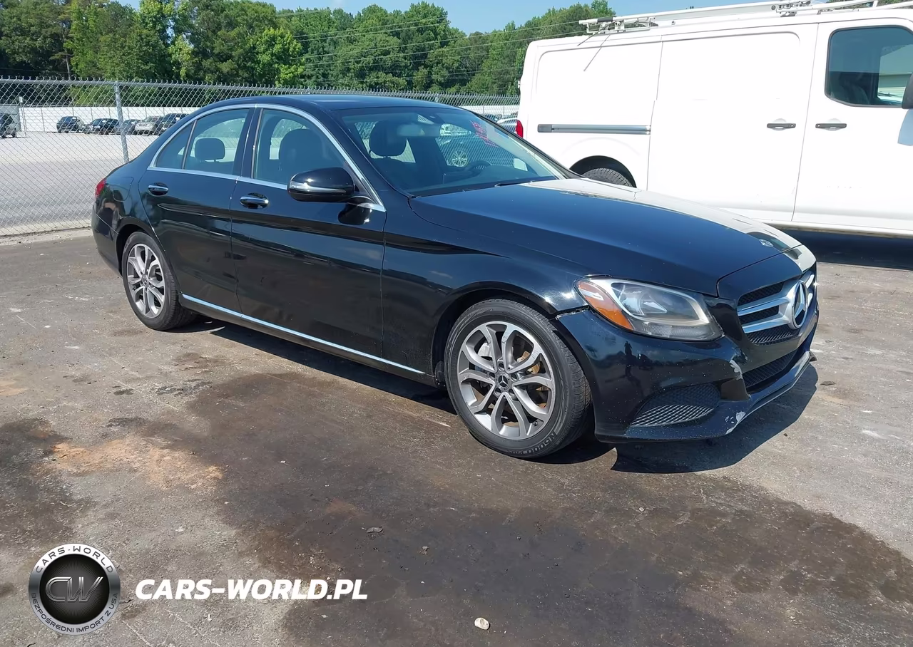 2017 Mercedes-Benz C 300 – zdjęcie 1 z 17