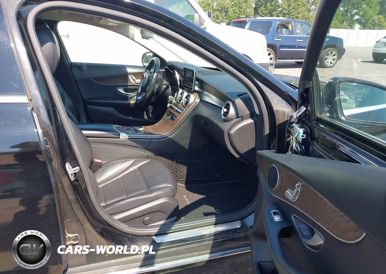 2017 Mercedes-Benz C 300 VIN:55SWF4JBXHU225649 - 5