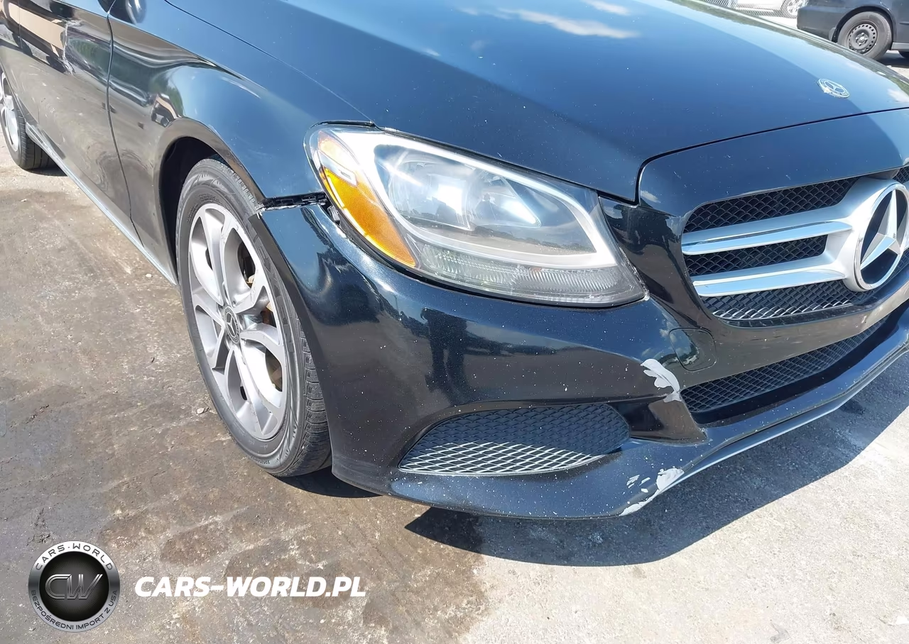 2017 Mercedes-Benz C 300 VIN:55SWF4JBXHU225649 - 6