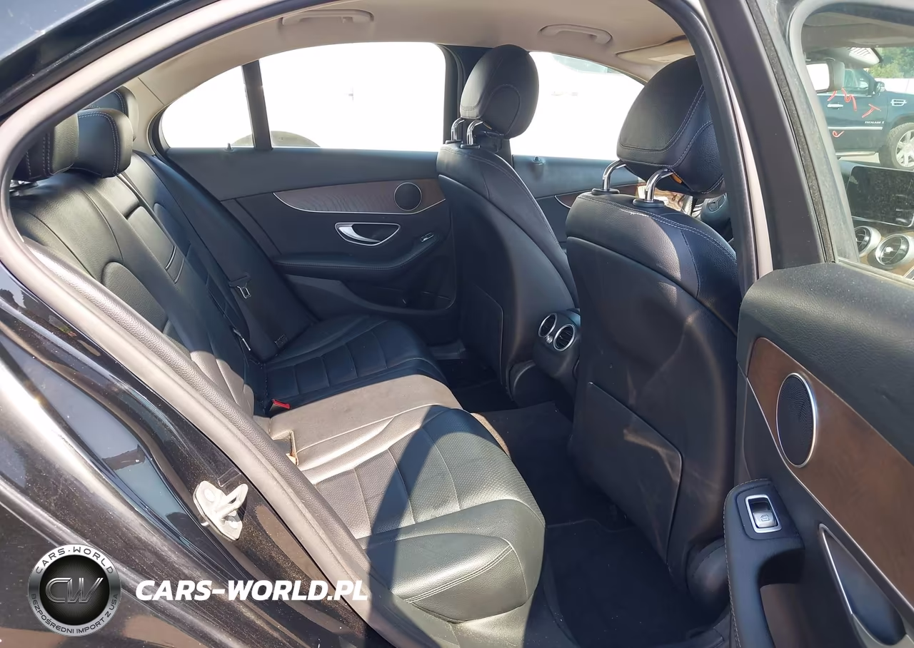 2017 Mercedes-Benz C 300 VIN:55SWF4JBXHU225649 - 8