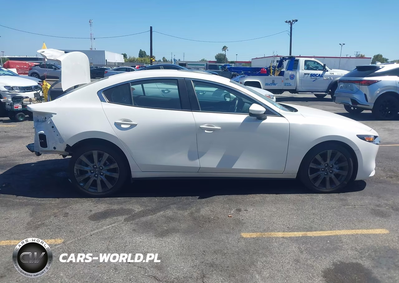 2024 Mazda Mazda3 2.5 S Preferred VIN:3MZBPACM5RM421986 - 14